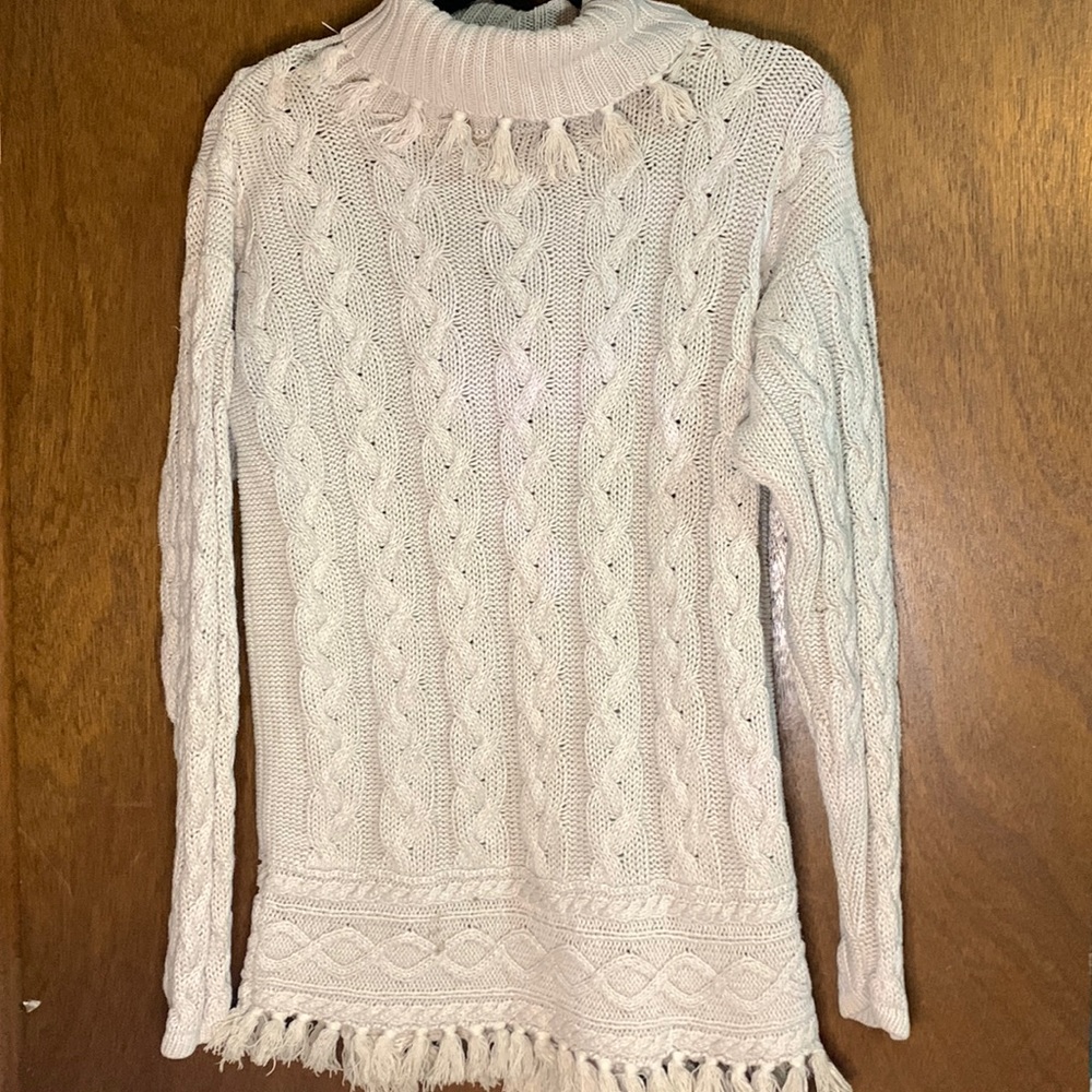 Vintage Yarn Works Size Medium Beige Cable Knit Tasseled Sweater, turtleneck